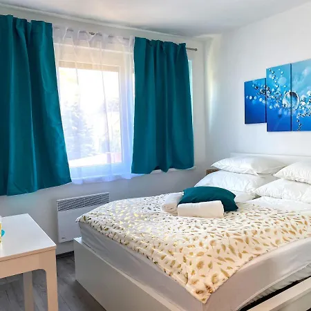 Malna Apartman Juventus Balatonfoldvar Exterior photo